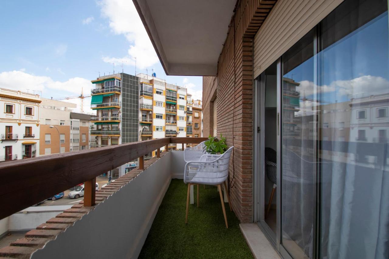 Luminoso y acoger loft, excelente ubicación Sevilha Exterior foto